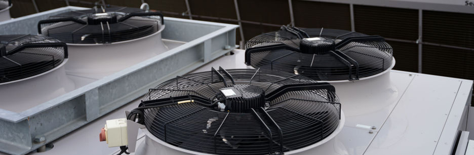 WHAT IS A DRY COOLER & WHAT ARE THE DIFFERENCES BETWEEN DRY